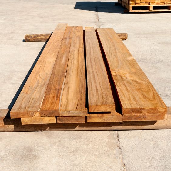 Nguyên liệu gỗ Teak Lào, xẻ gỗ Teak theo quy cách, cung cấp gỗ Teak